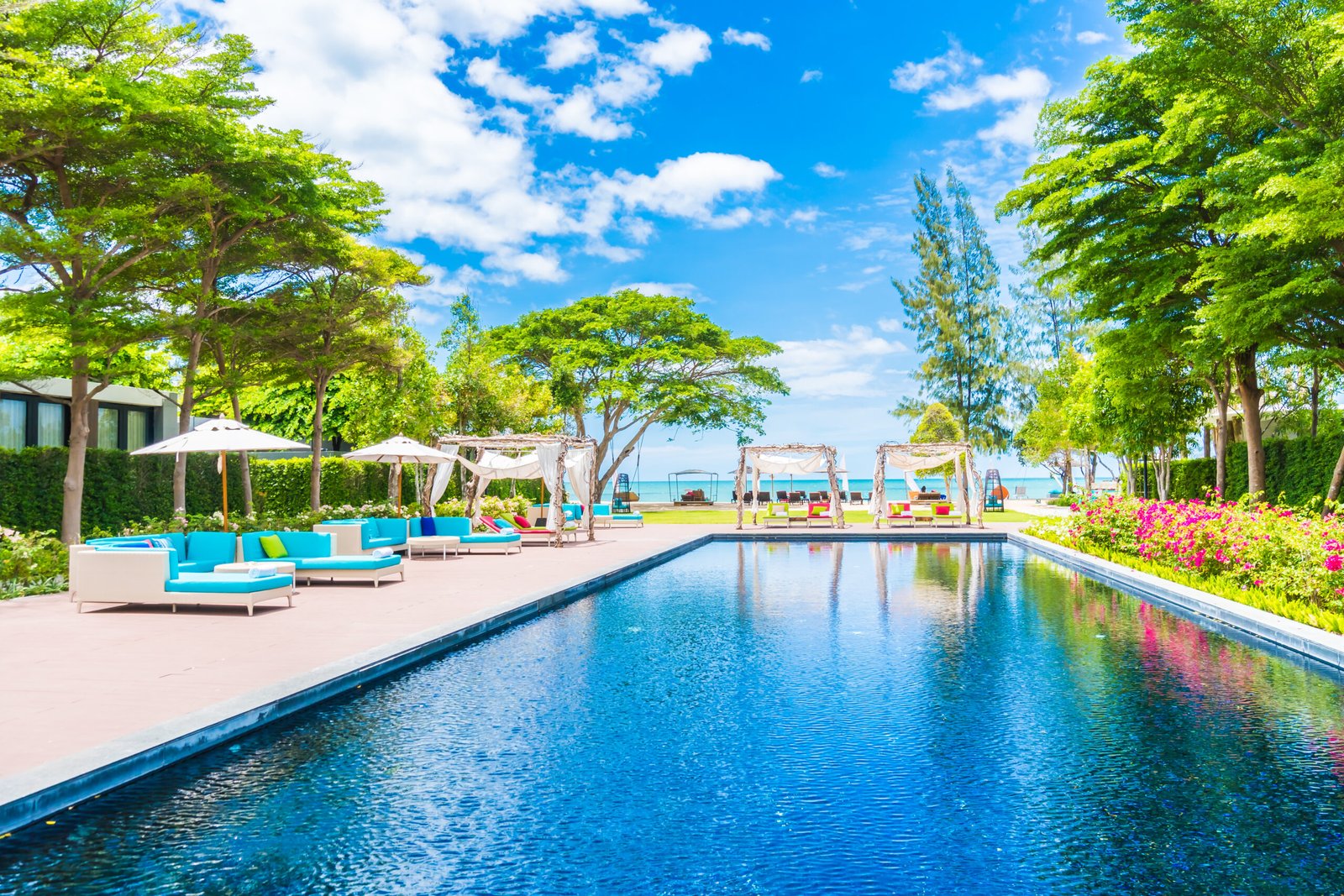 swimming pool